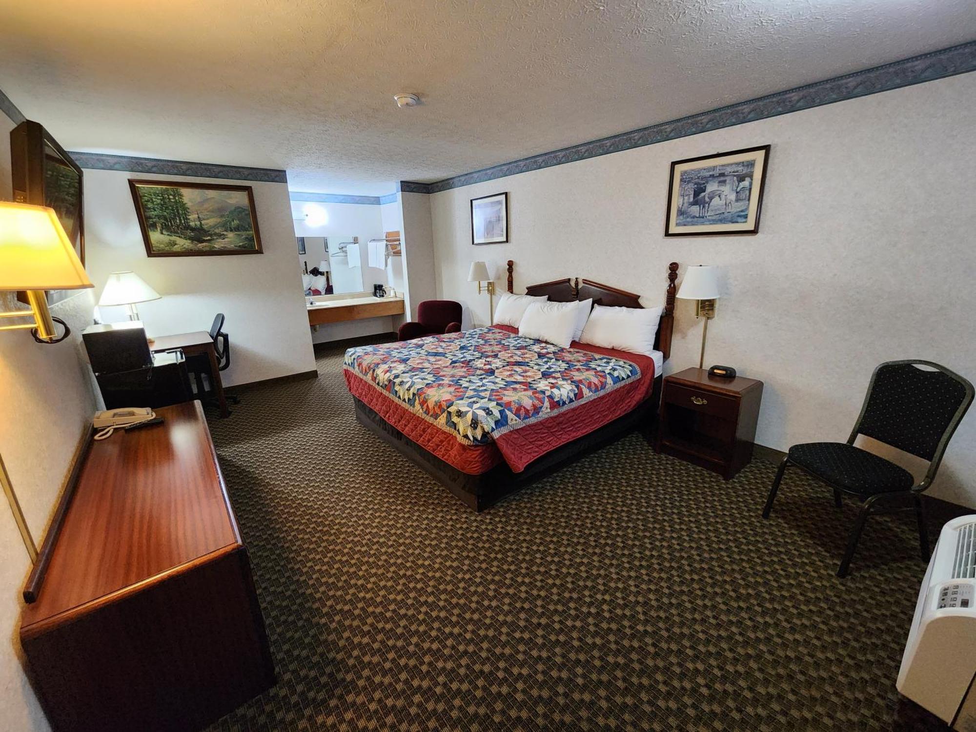 Americas Inn Бардстаун Екстер'єр фото